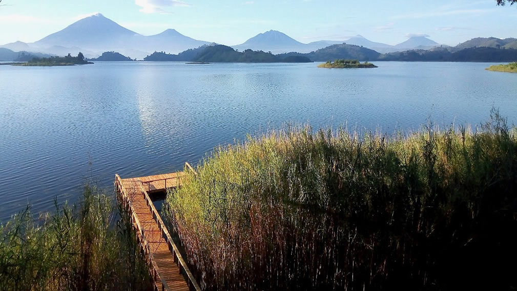 lake mutanda